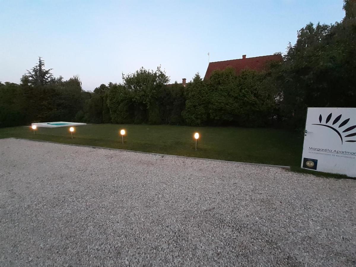 Margareta Apartman - Balatonlelle Exterior photo